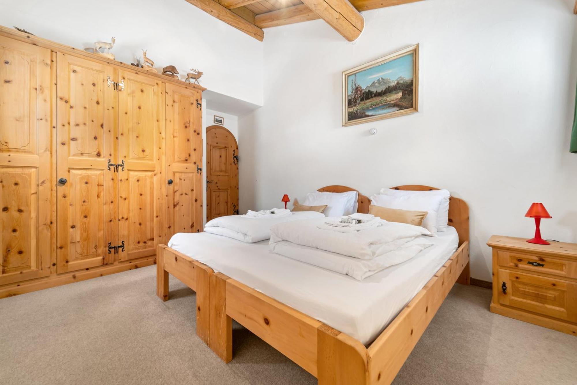 Chalet St Moritz Madulain Bagian luar foto