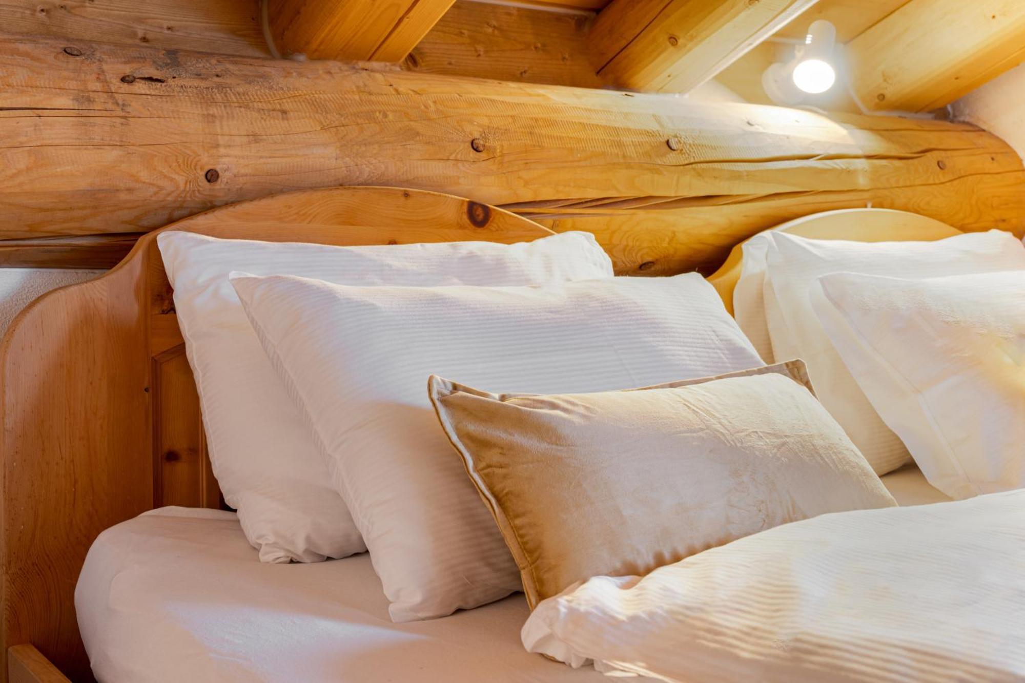Chalet St Moritz Madulain Bagian luar foto